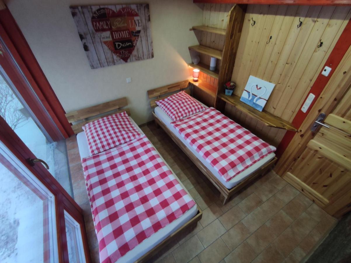 Waldluftin Apartment Lauscha Luaran gambar